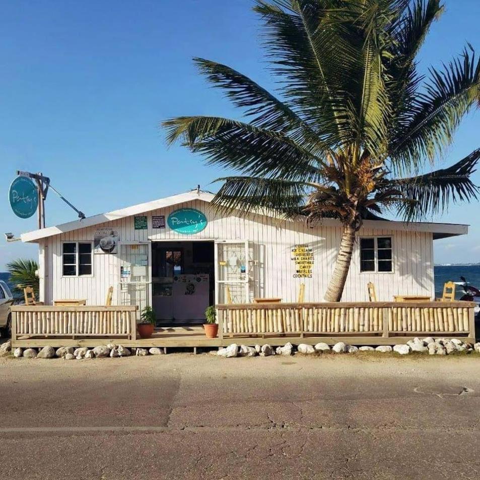 Sea Beach Escape & Vacation Rental Negril Exterior photo